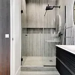 Luxurious - 3br-8p - Opera
